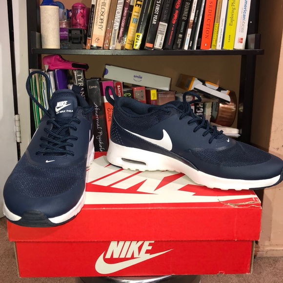 Nike Air Max Thea Sz. 7.5 - Picture 1 of 8